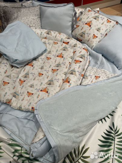 Бортики подушки, одеяло и подарки Minky moon