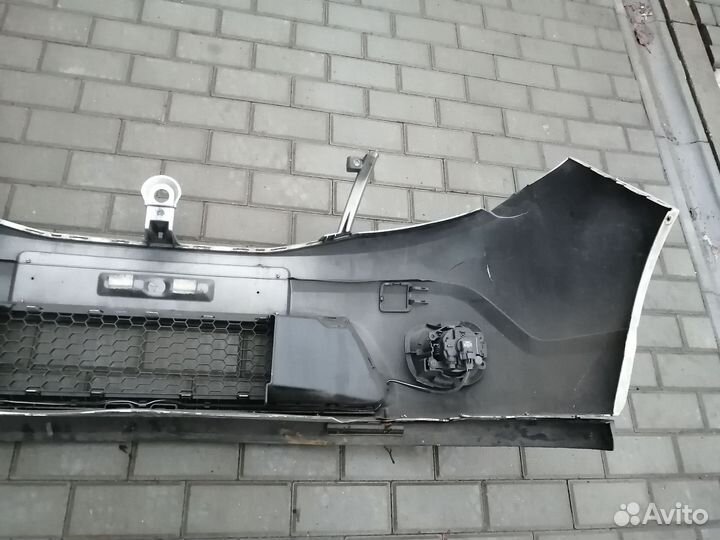 Бампер Передний Рено Сандеро 1 Дефект