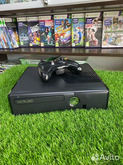 Xbox360s 250gb + 45 игр