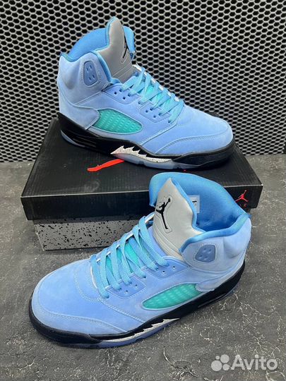 Кроссовки Air Jordan 5 для спорта