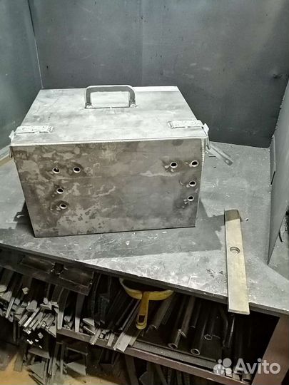 Ящик под инструменты