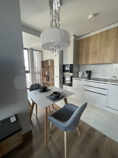 2-к. квартира, 56 м², 16/22 эт.