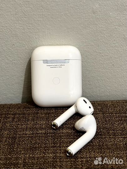 Беспроводные наушники apple airpods 2