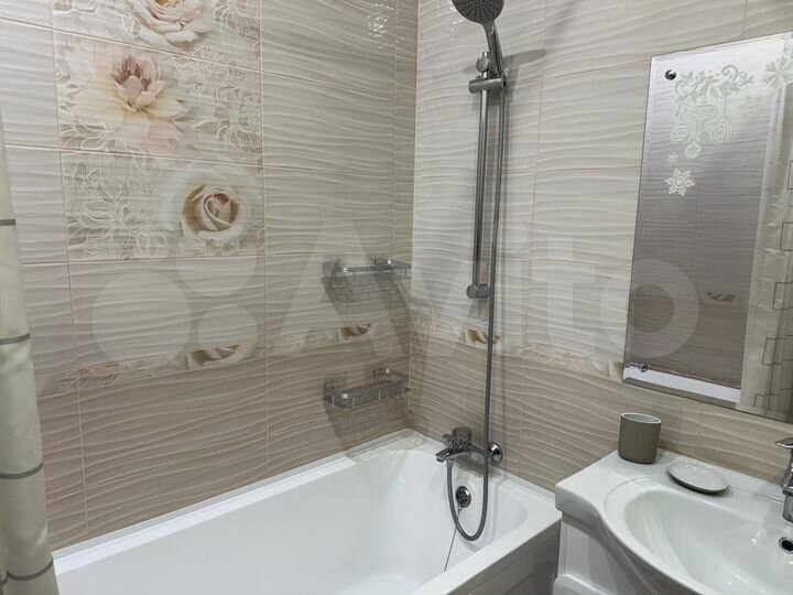 2-к. квартира, 54 м², 5/14 эт.