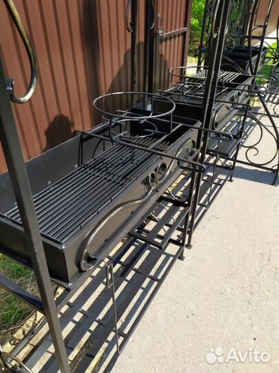Мангал с крышей 