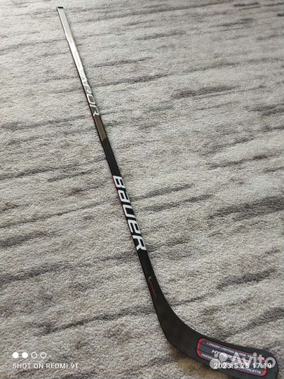Клюшка хоккейная bauer hyperlite