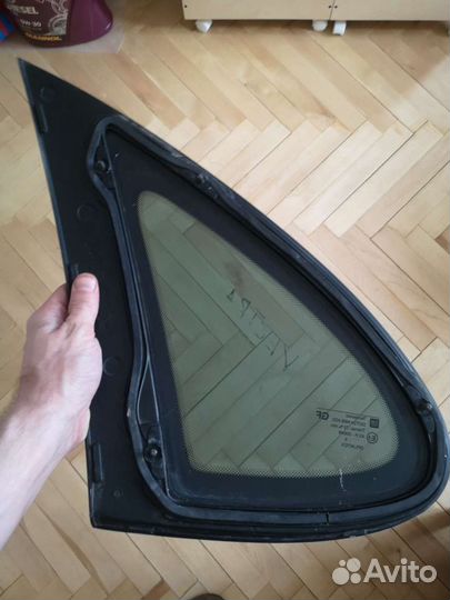 Форточка стекло задняя правая opel vectra b 1999 г