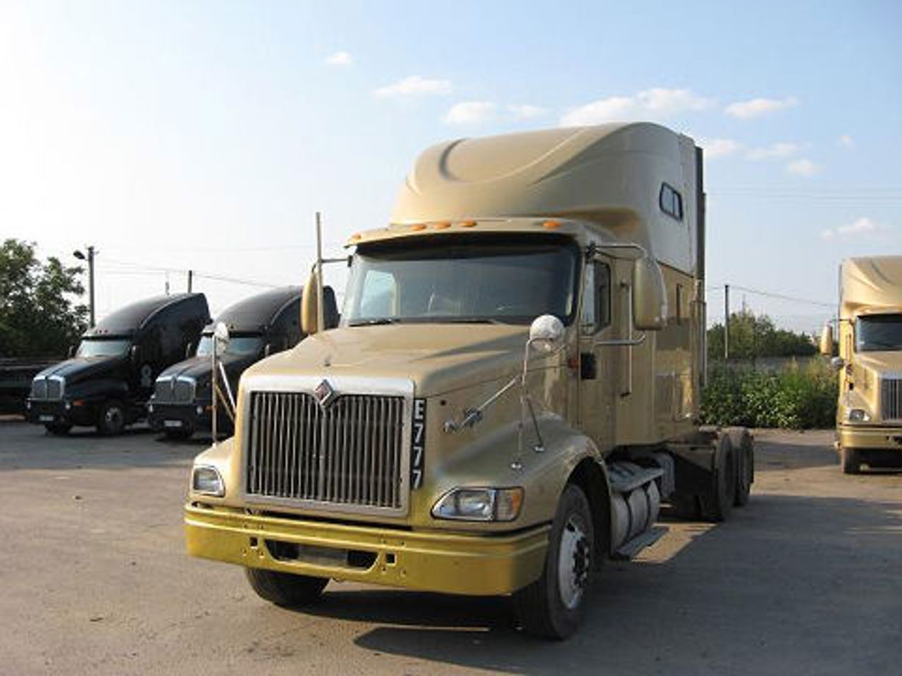 International 9200