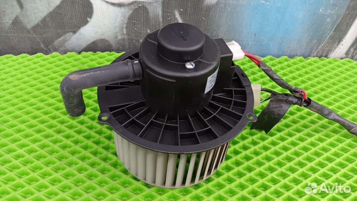Моторчик печки geely mk