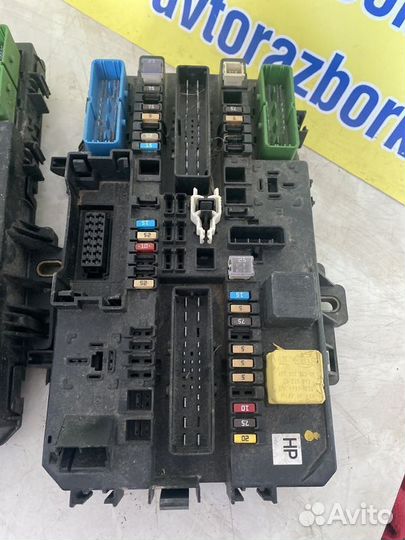 Блок предохранителей Opel Astra