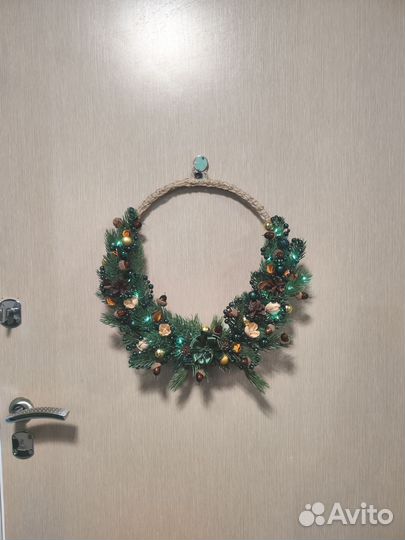 Новогодний венок на дверь