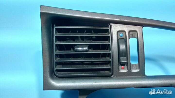 Дефлектор воздушный для Nissan Primera P11