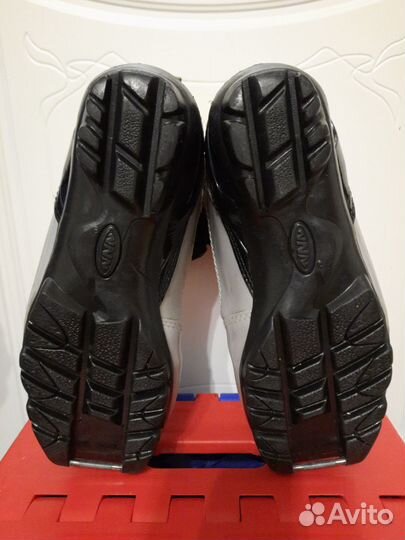 Лыжные ботинки Fischer 35р