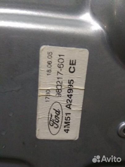 Стеклоподъемник двери задний левый Ford Focus 2