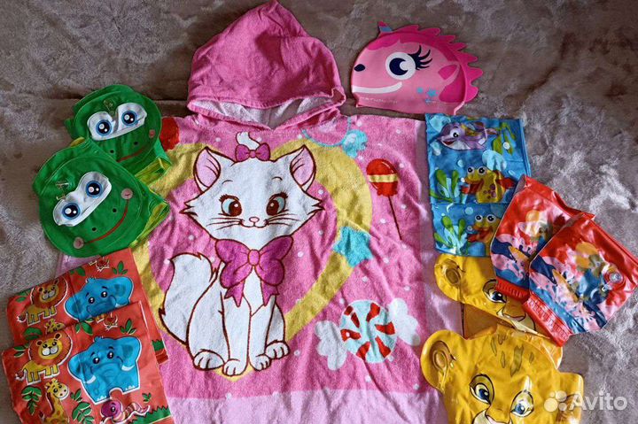 Плавательные принадлежности