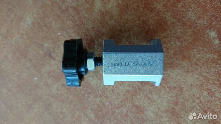 Съемник поводков стеклоочистителей