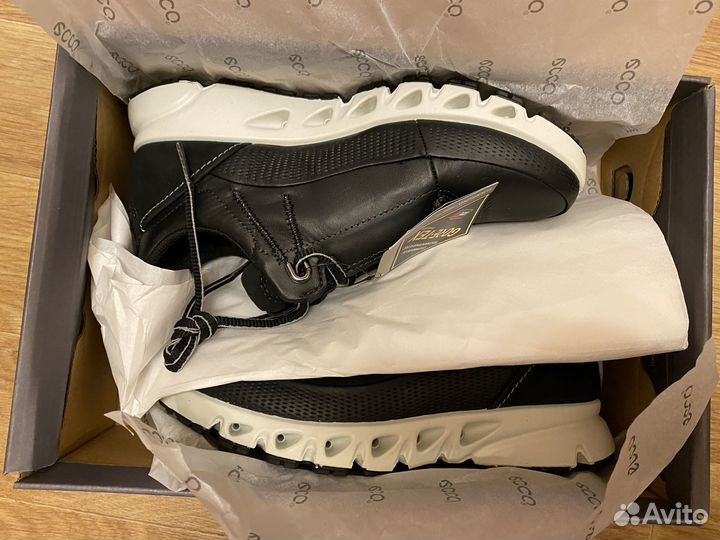 Кроссовки кожаные Ecco Multi-Vent раз42 новые