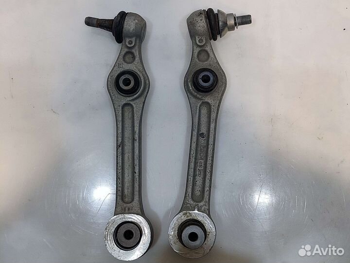 Рычаги подвески передний Mercedes GT 2017