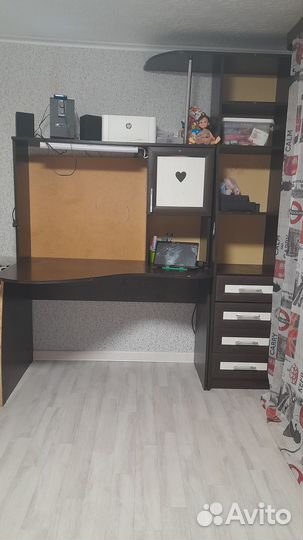 Продам стол ученический