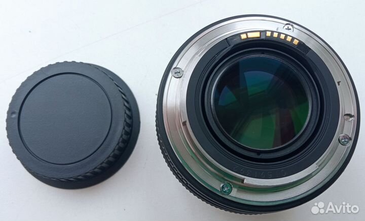 Canon EF 50mm f/1.4 USM