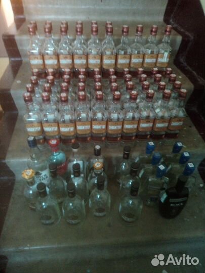 Бутылки из под водки, настойки и коньяка