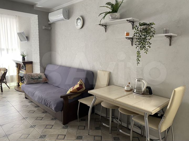 1-к. квартира, 42,7 м², 1/3 эт.