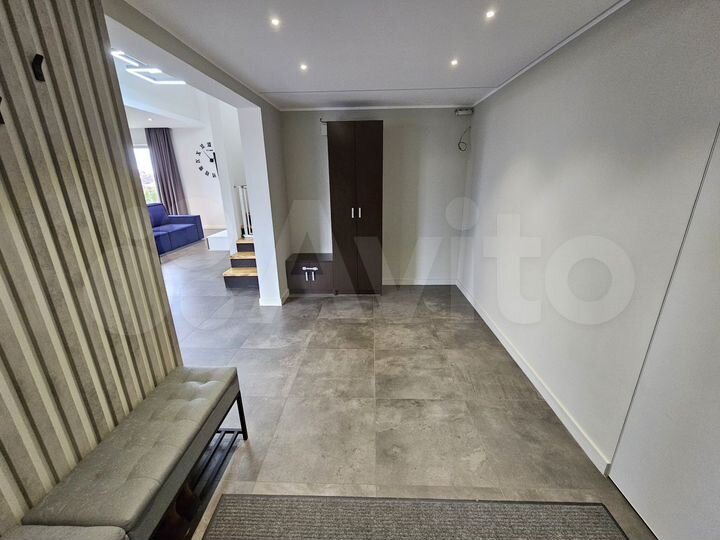 Коттедж 190 м² на участке 12 сот.