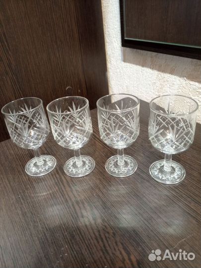 Рюмки и стопки хрустальные