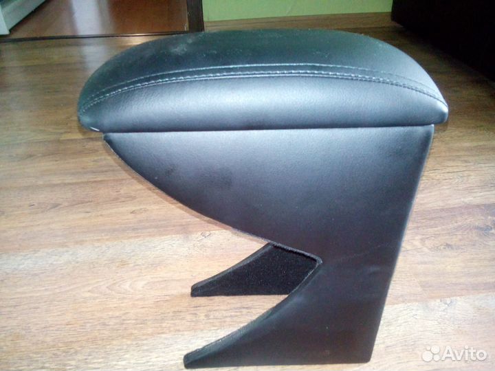 Подлокотник на Nissan Almera G15 седан (2012-2019)