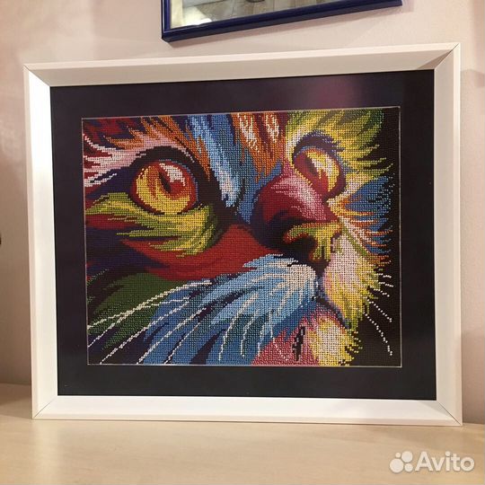 Картины в подарок. Элемент декора интерьера