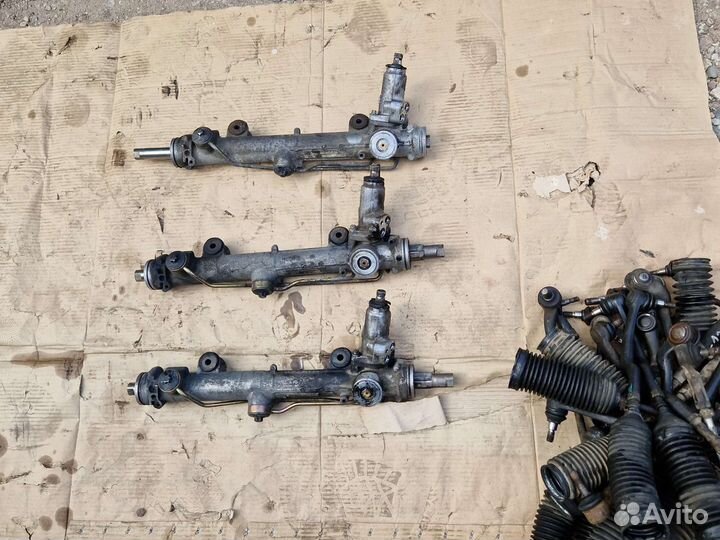 Рулевая рейка A20311011002 Mercedes w203