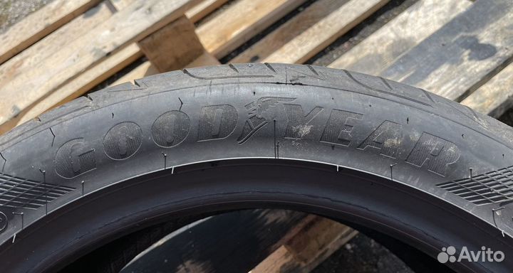 Goodyear Eagle F1 Asymmetric 5 235/45 R17