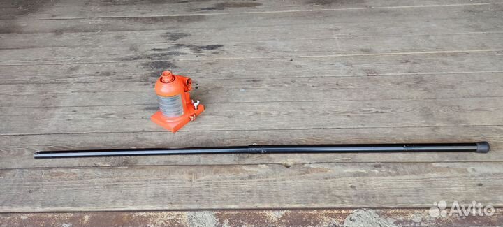 Домкрат Mitsubishi Pajero