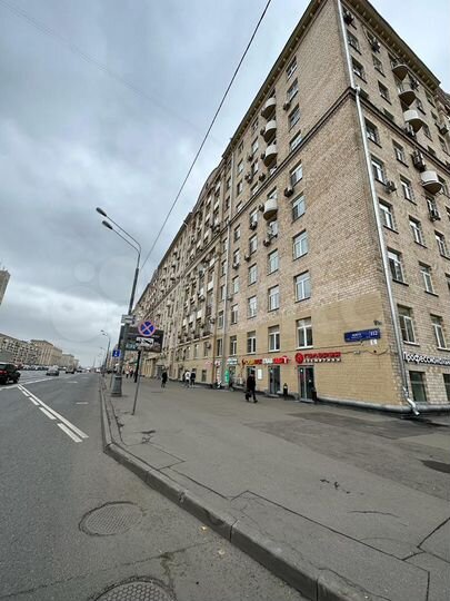 Торговая площадь, 18 м²