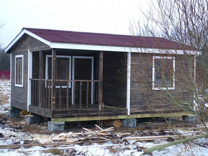 Летний дачный домик 4.6х5.8м. из бытовок