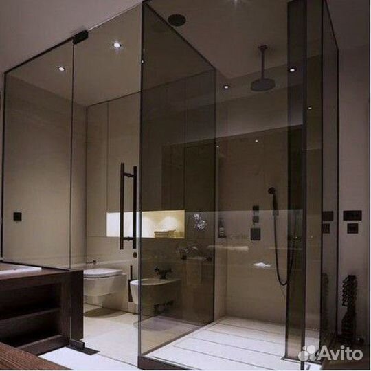 Стеклянная перегородка