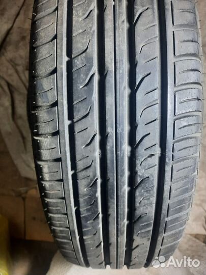 Dunlop Grandtrek PT3 215/65 R16