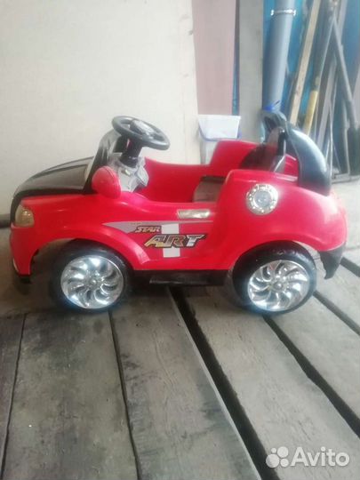 Детский электромобиль бу