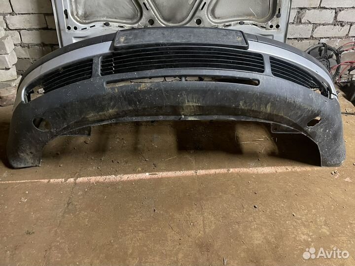 Бампер передний (Под ремонт ) VW Passat B5