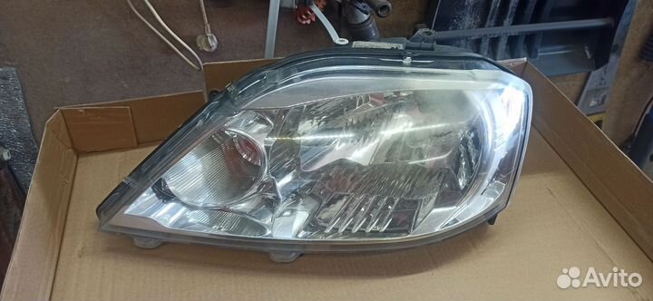 Фара renault logan 1 рестайлинг