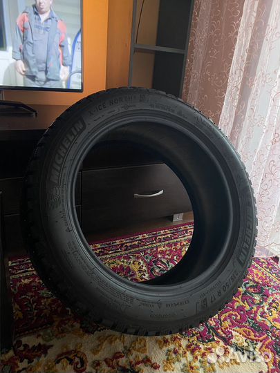 Michelin X-Ice North 4 215/50 R17