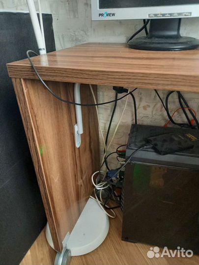 Стол в детскую Модекс