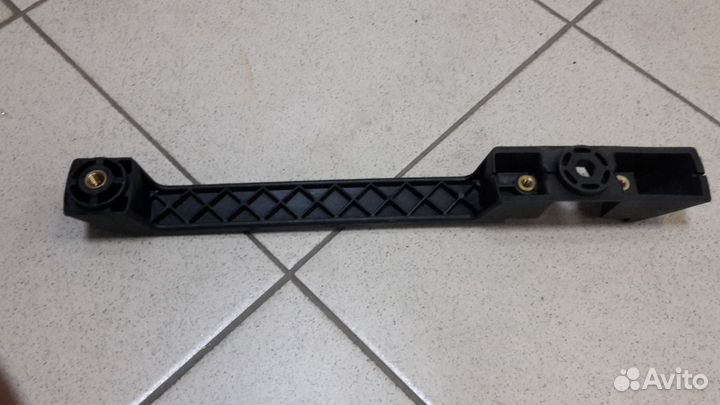 Ручка решетки радиатора scania 2/3