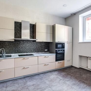 7-к. квартира, 332 м², 3/4 эт.