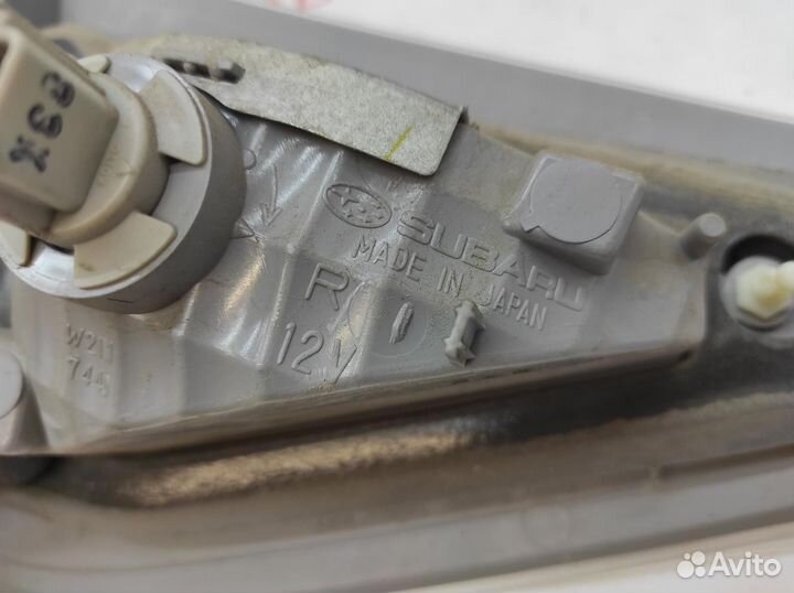 Фонарь задний внутренний правый Subaru Impreza (G1