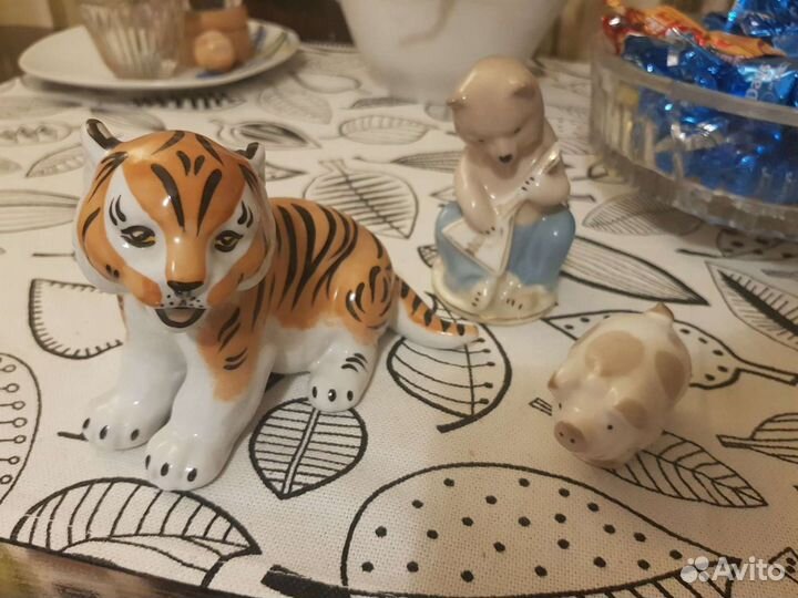 Тигренок, фарфор