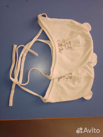 Шапочки 46-48 для двойняшек