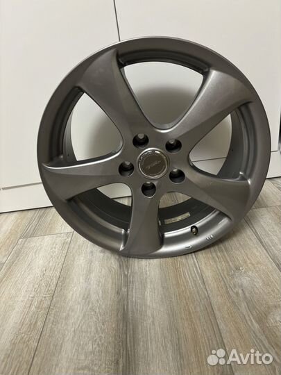 Литые диски из Японии Bridgestone Toprun R17 5/114