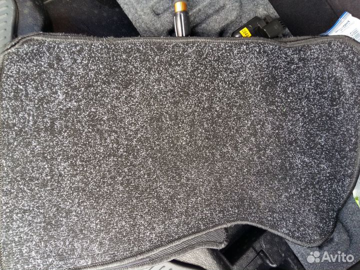 Коврики для автомобиля