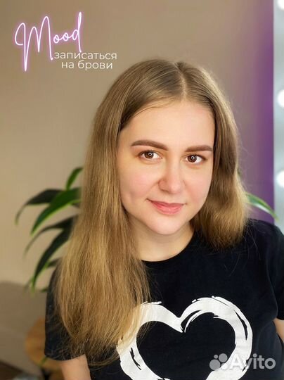 Перманентный макияж бровей
